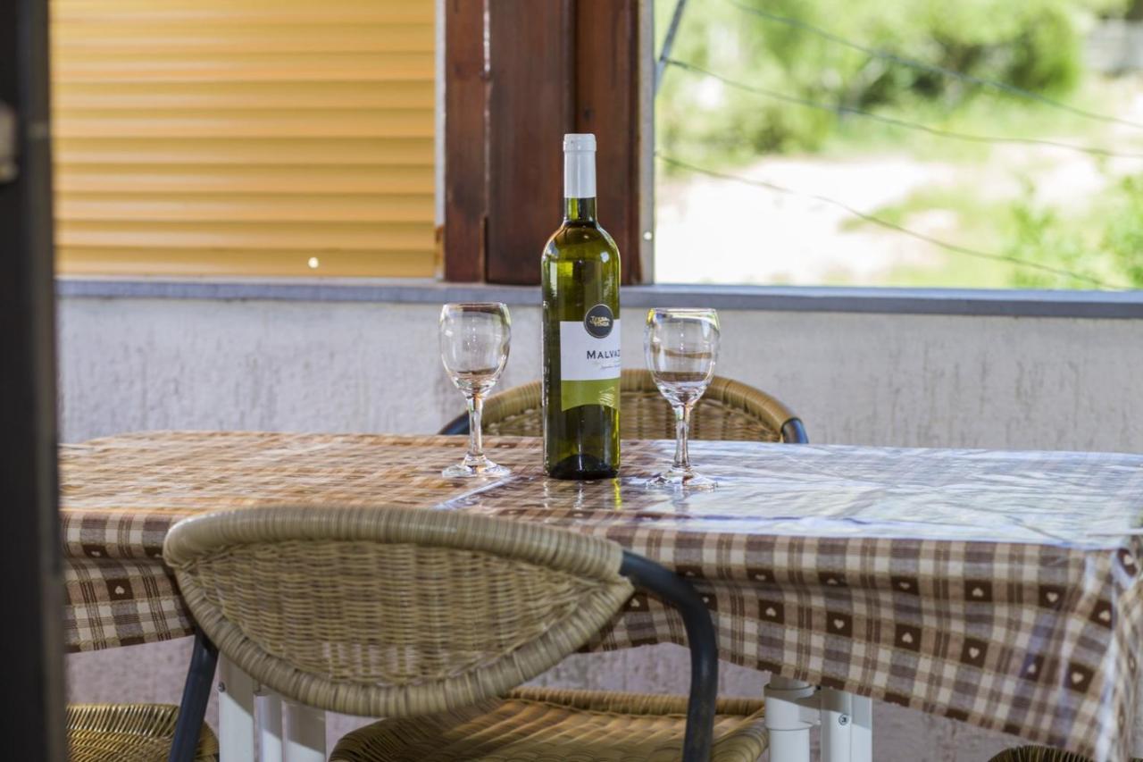 Apartment Vili Pinezići Екстериор снимка