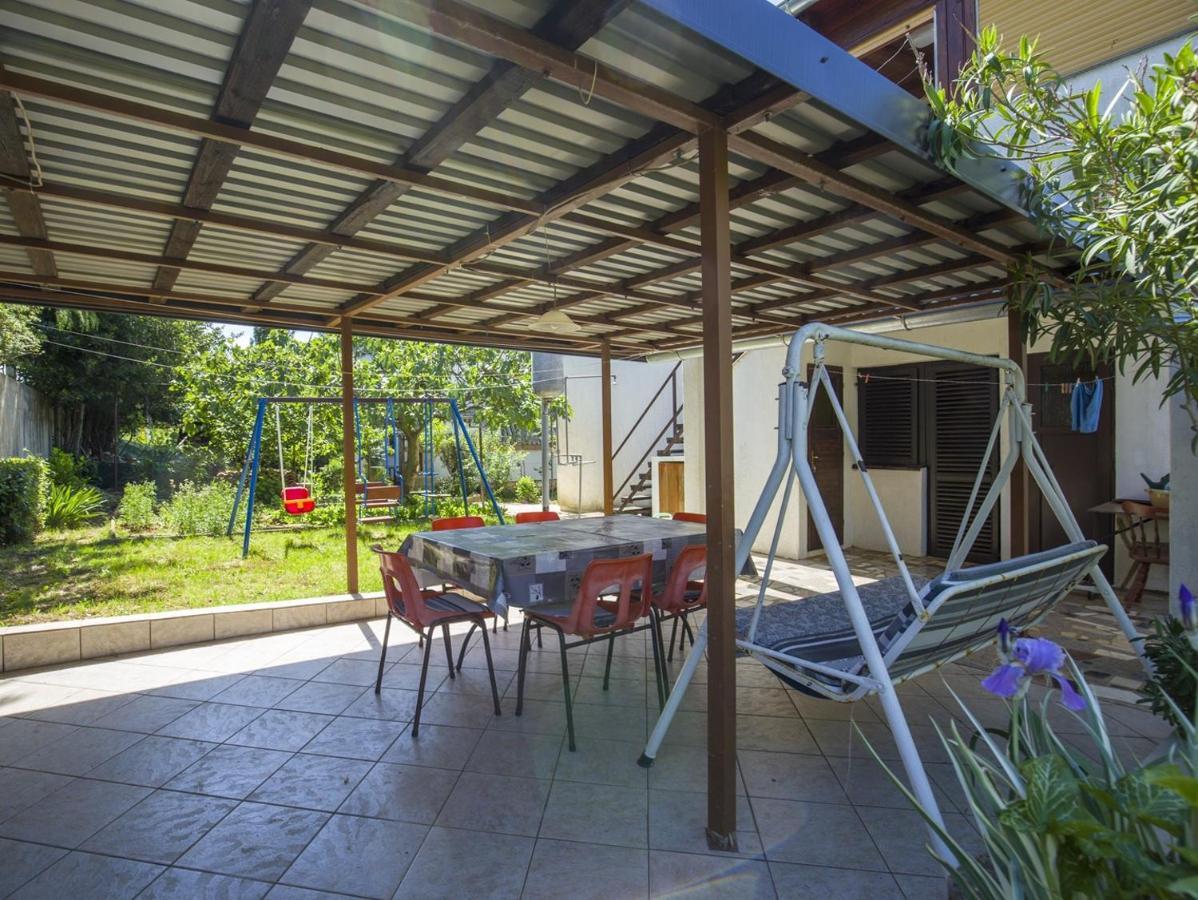 Apartment Vili Pinezići Екстериор снимка